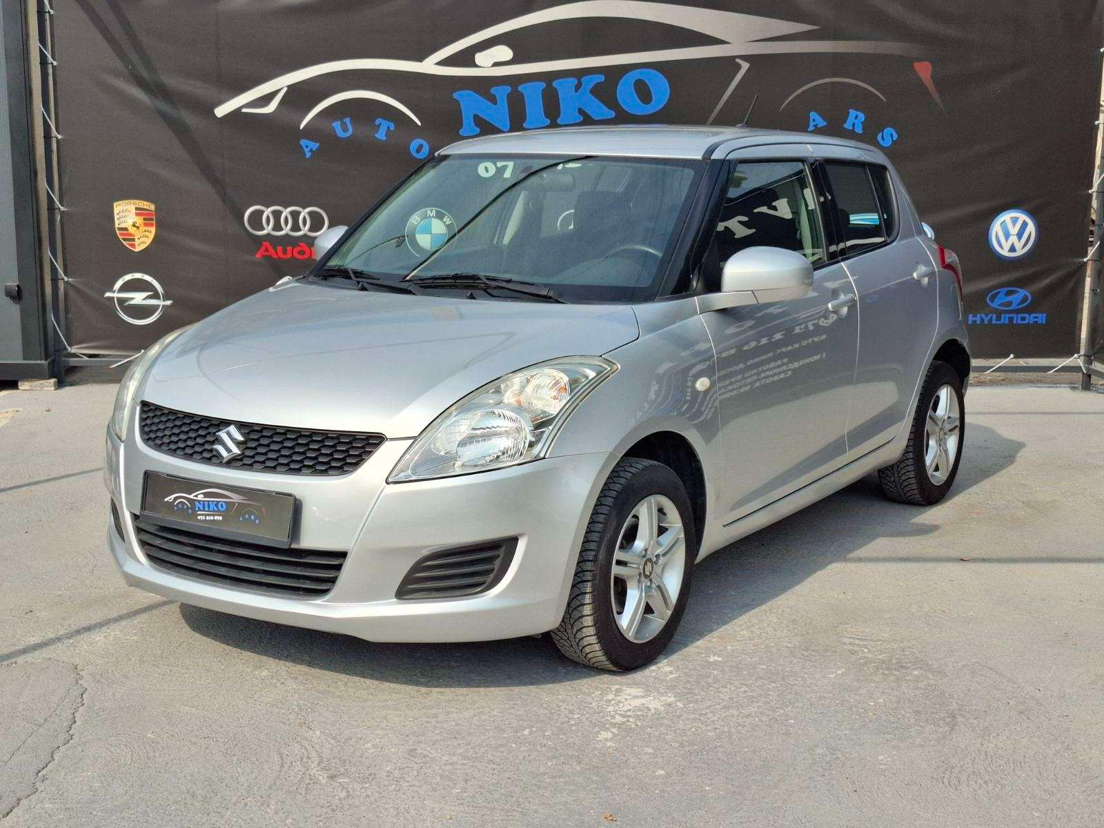 Suzuki Swift   - 2011
