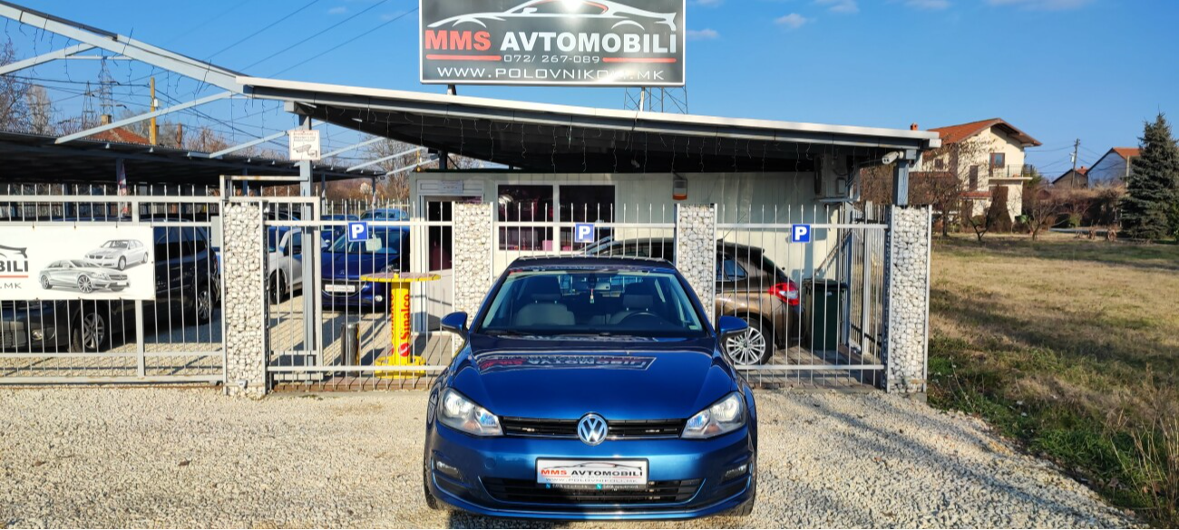 Volkswagen Golf   - 2013