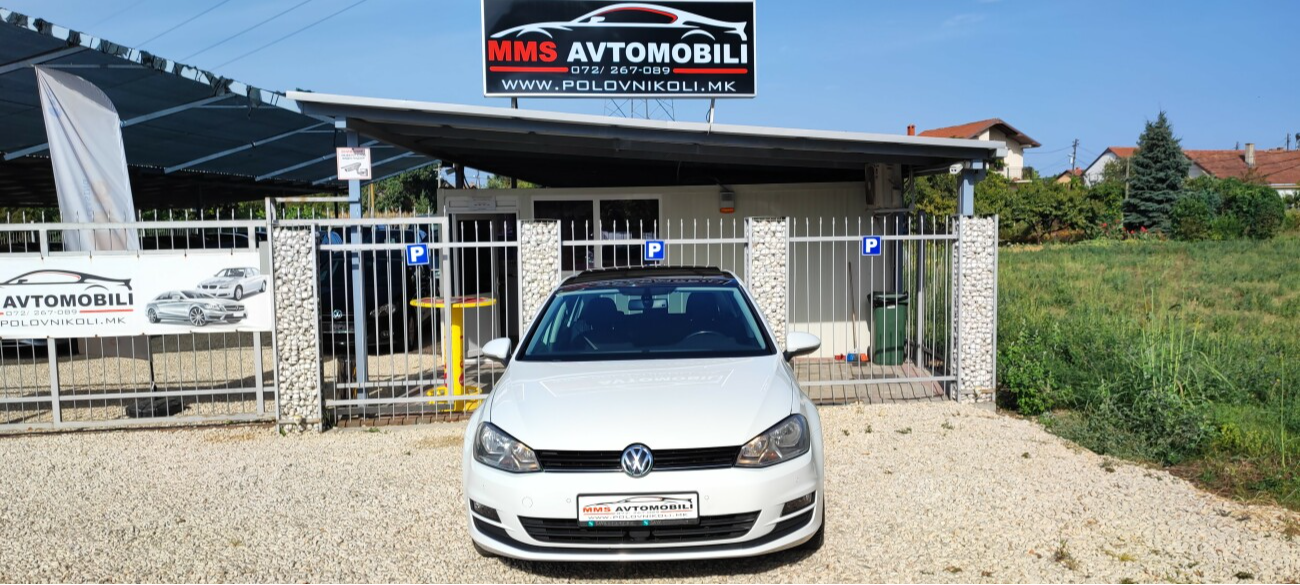 Volkswagen Golf   - 2013