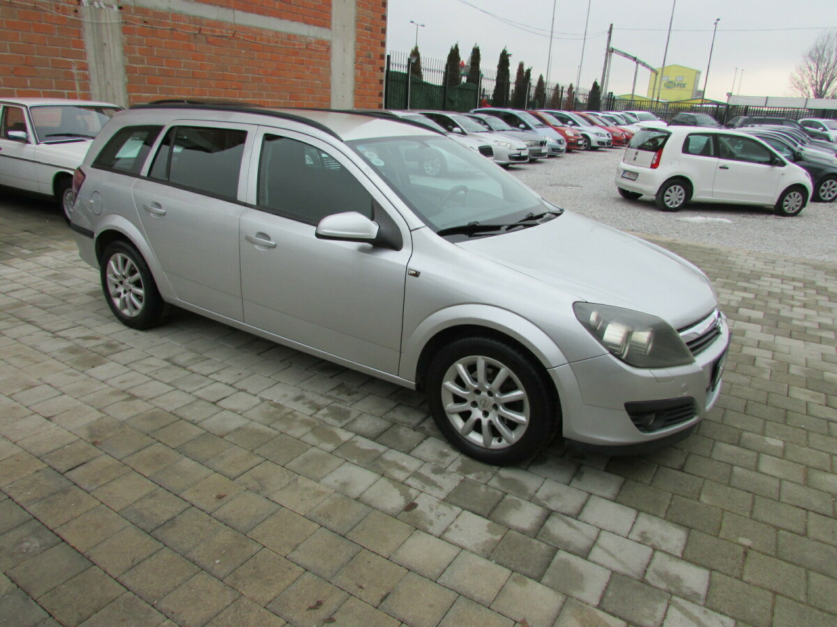 Opel Astra   - 2005