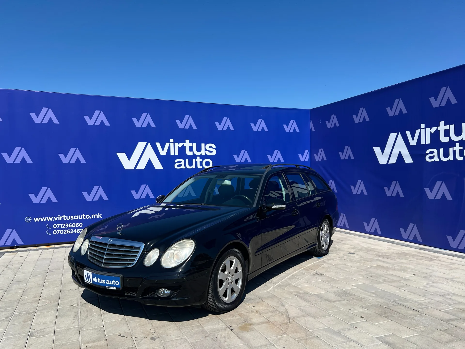 Mercedes-Benz E200   - 2008