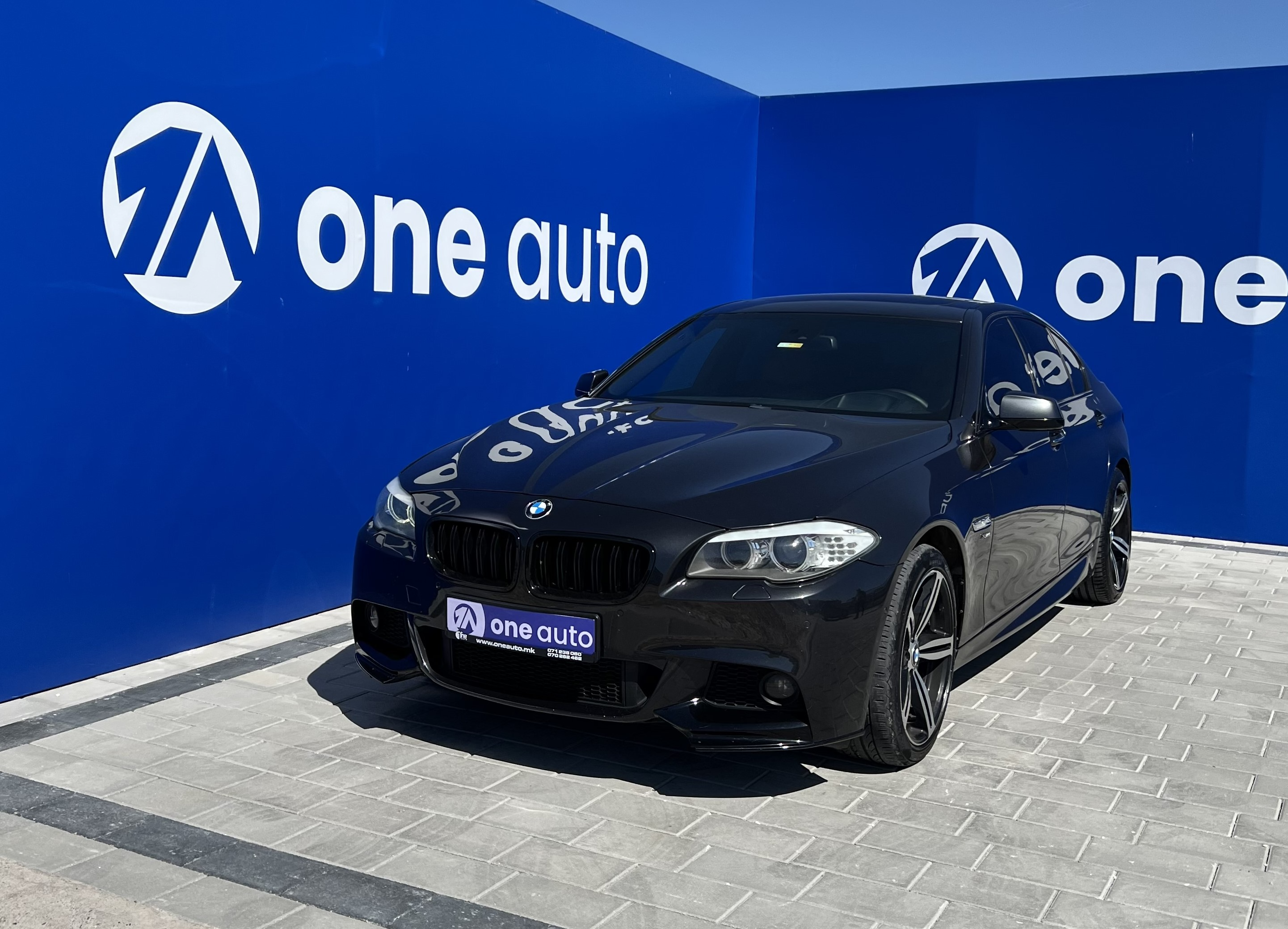 BMW 530 xd   - 2012