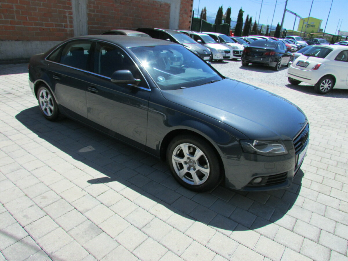 Audi A4   - 2009