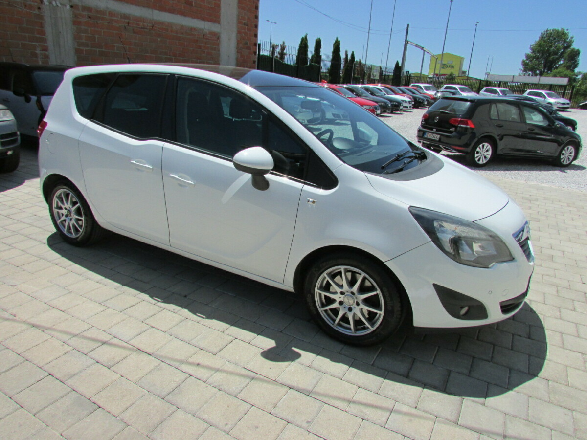 Opel Meriva   - 2013