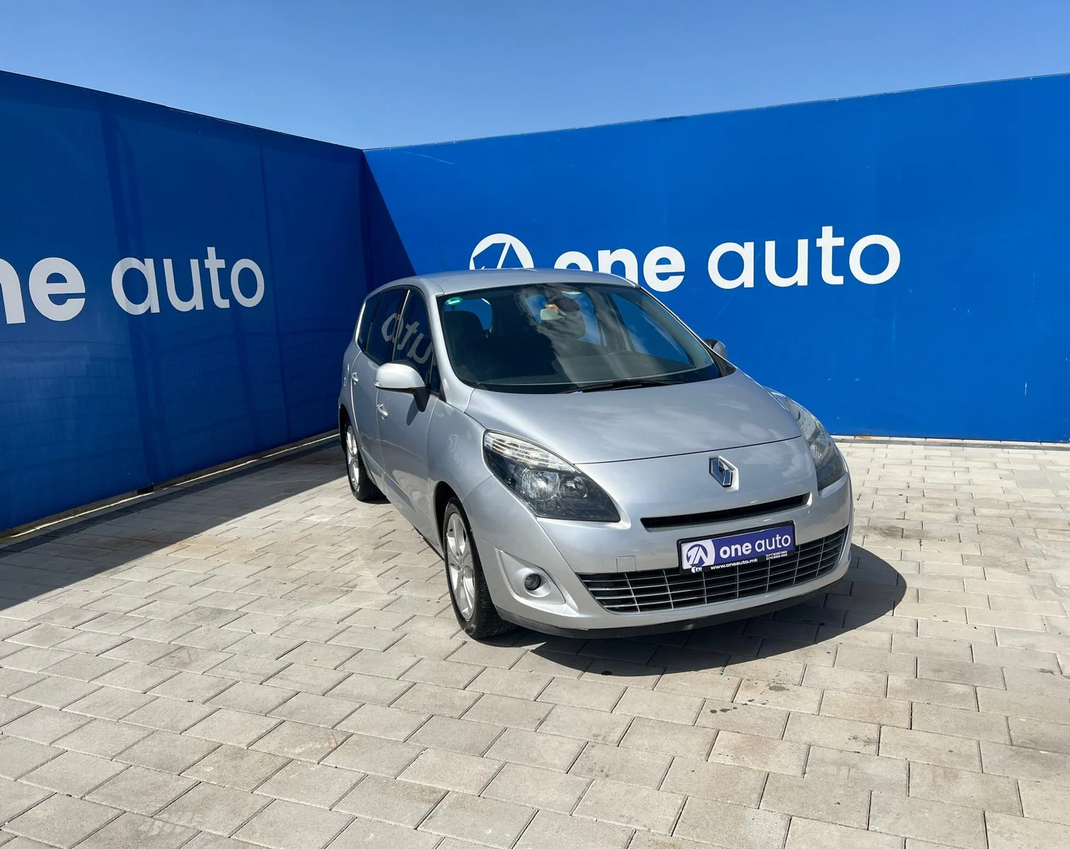 Renault Scenic   - 2011