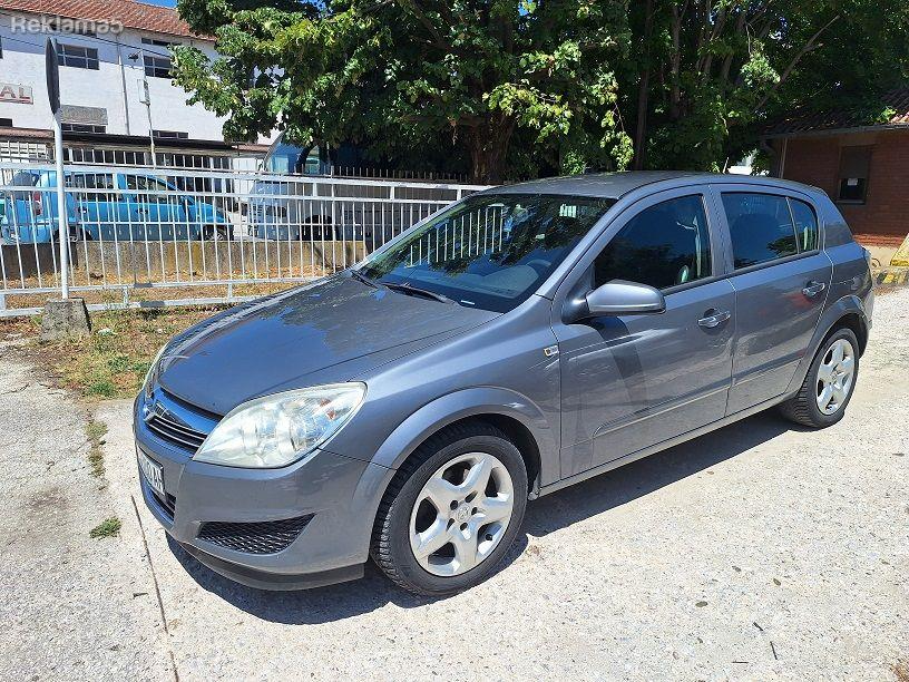 Opel Astra   - 2007