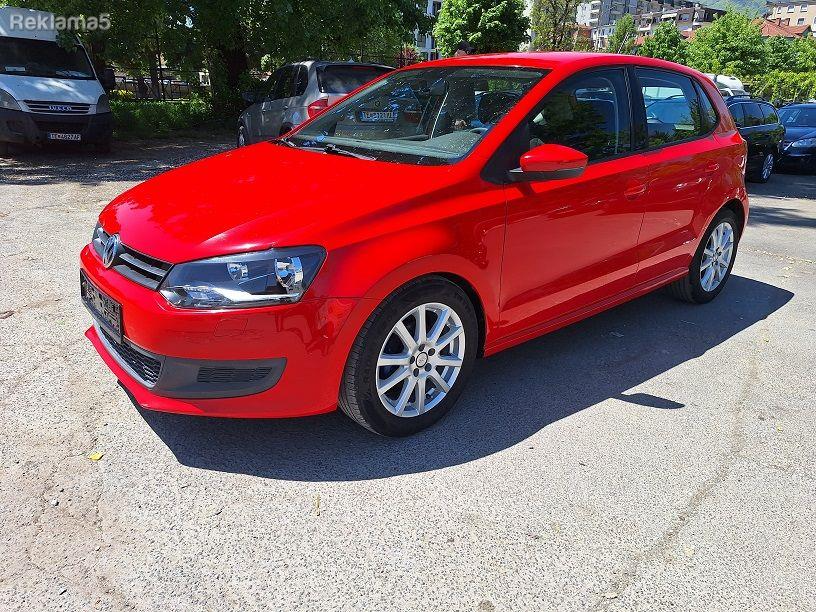 Volkswagen Polo   - 2010