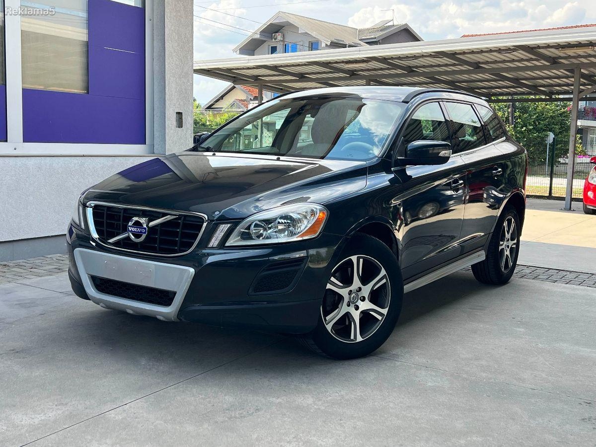 Volvo XC60   - 2010