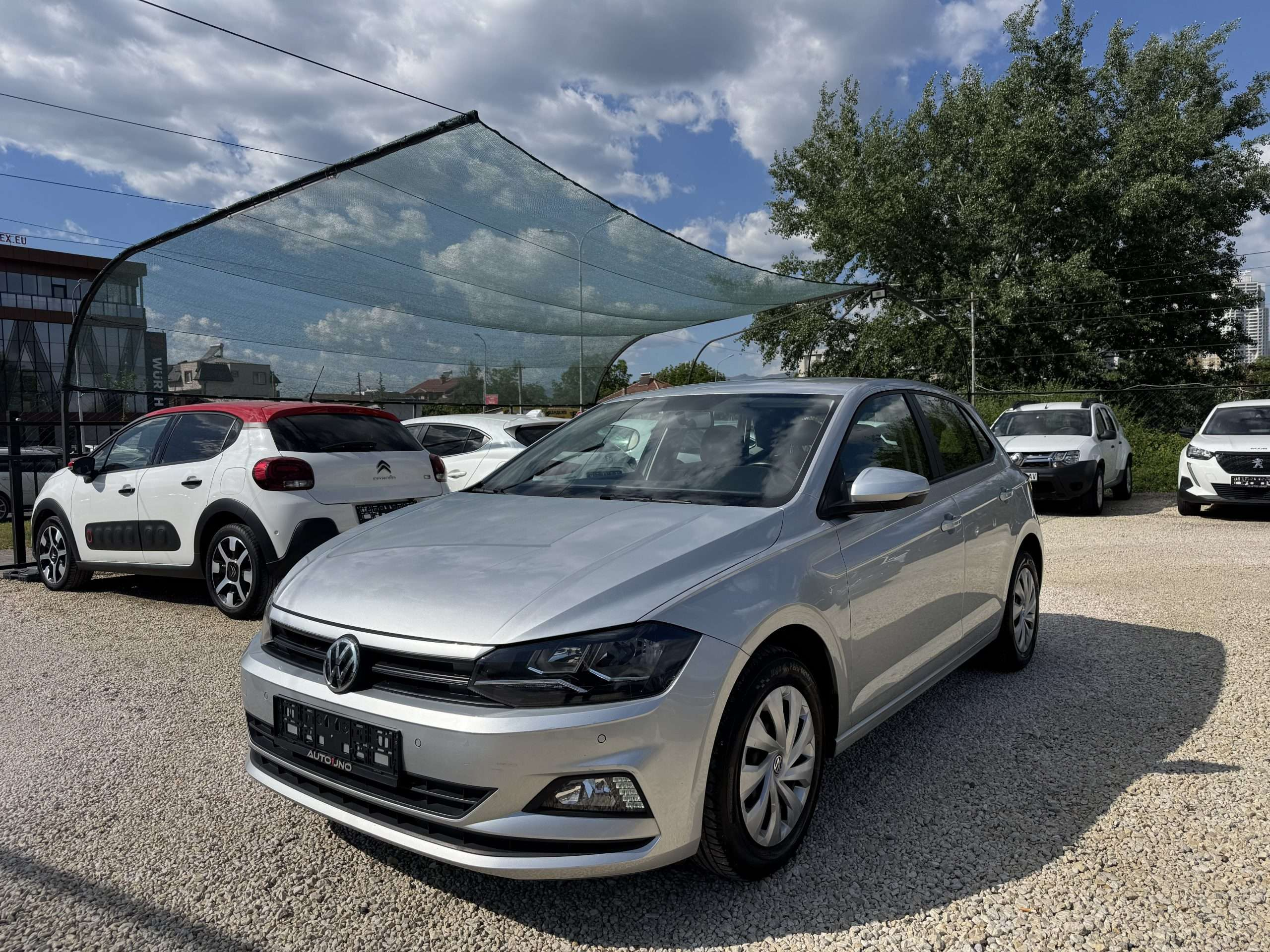 Volkswagen Polo   - 2019
