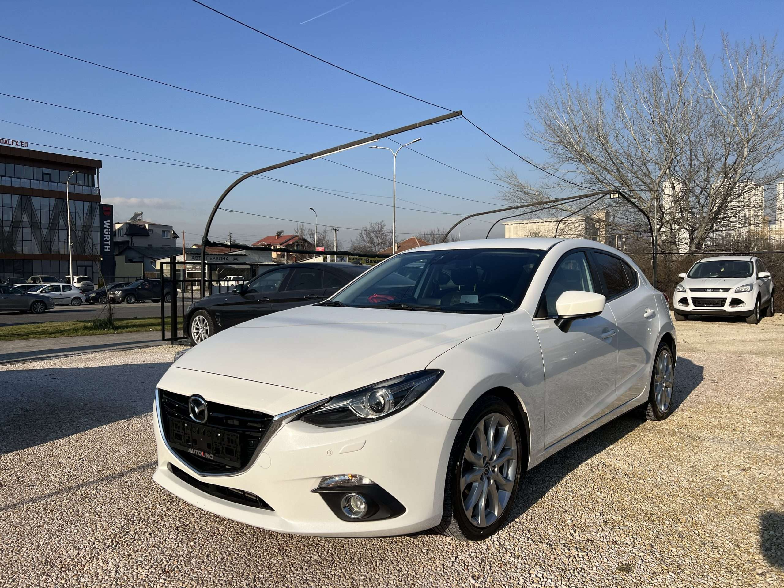 Mazda 3   - 2014