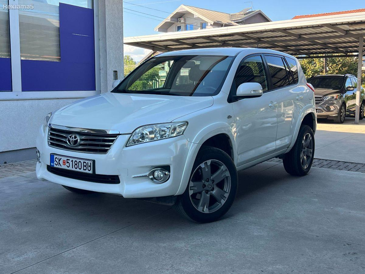 Toyota RAV4   - 2010