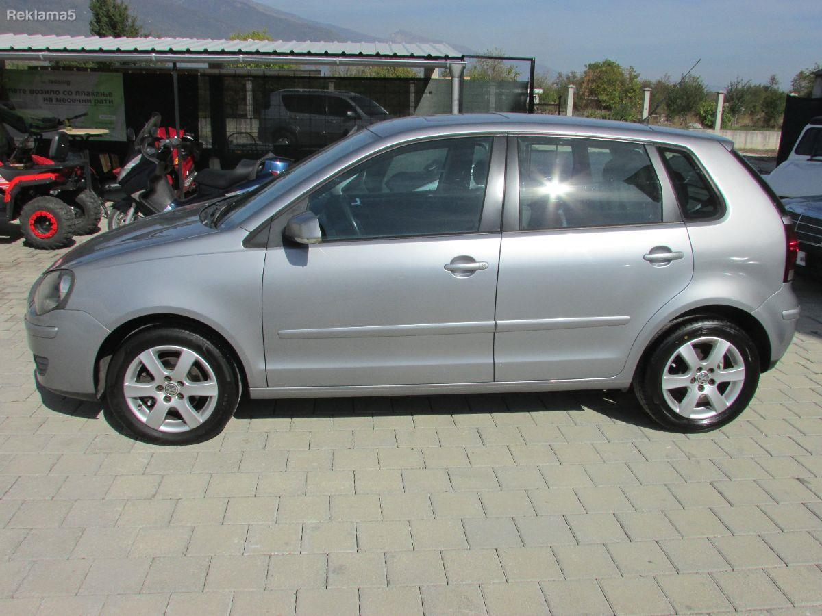 Volkswagen Polo   - 2009
