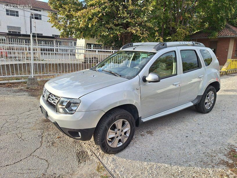 Dacia Duster   - 2015