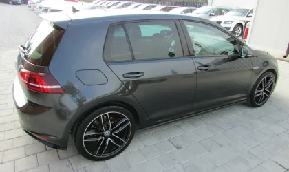 Volkswagen Golf  - 2014
