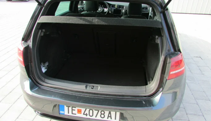 Volkswagen Golf  - 2014