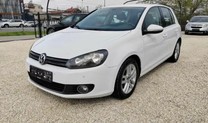 Volkswagen Golf  - 2010