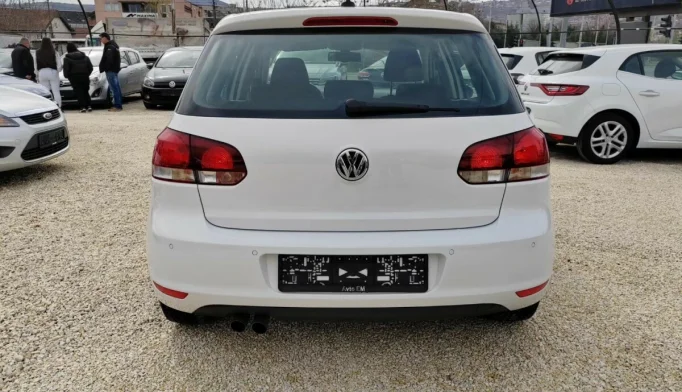 Volkswagen Golf  - 2010