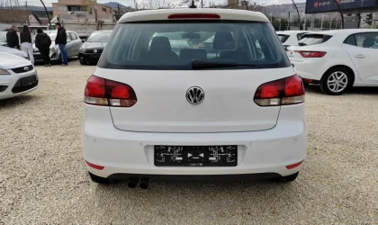Volkswagen Golf  - 2010