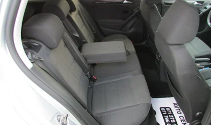 Volkswagen Golf  - 2010
