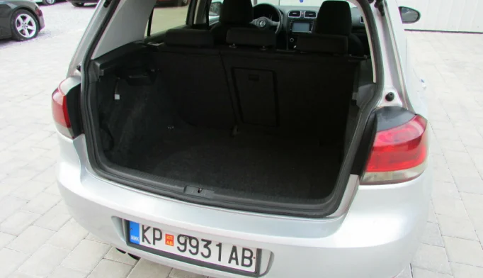 Volkswagen Golf  - 2010