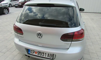 Volkswagen Golf  - 2010