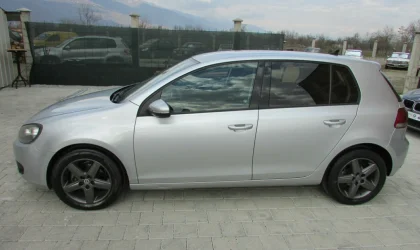 Volkswagen Golf  - 2010