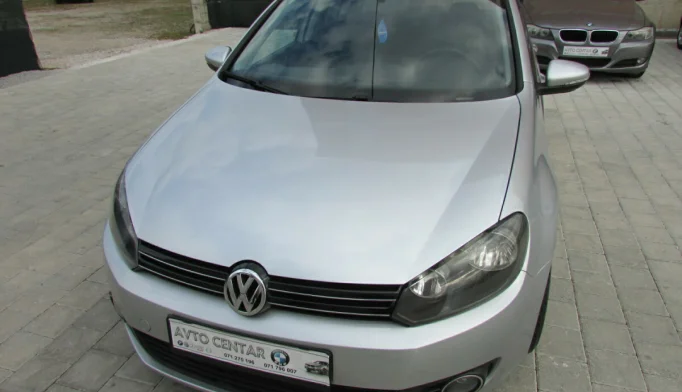 Volkswagen Golf  - 2010