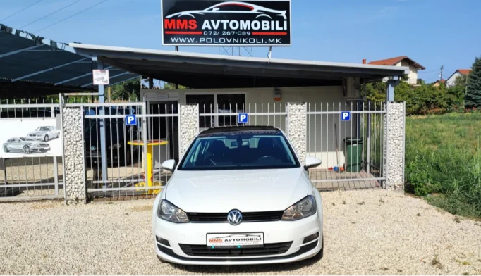Volkswagen Golf  - 2013