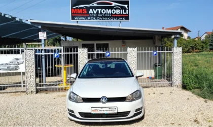 Volkswagen Golf  - 2013