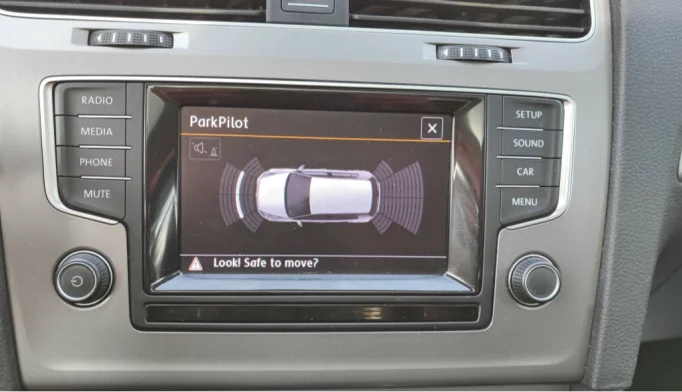 Volkswagen Golf  - 2013