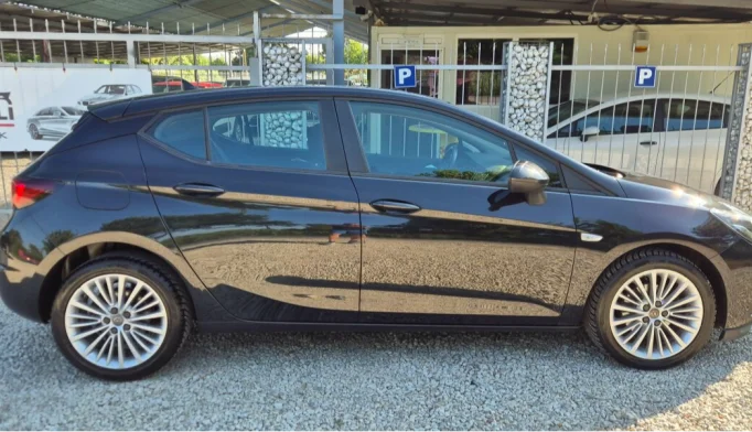 Opel Astra  - 2016