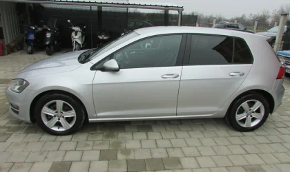 Volkswagen Golf  - 2013