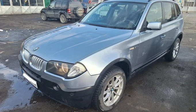 BMW X3  - 2005