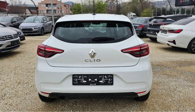 Renault Clio  - 2021