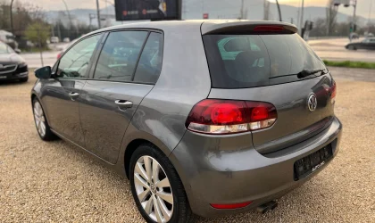 Volkswagen Golf  - 2009