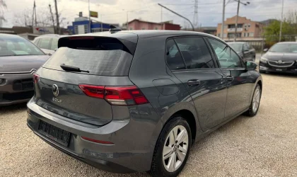 Volkswagen Golf  - 2020