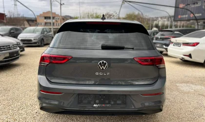 Volkswagen Golf  - 2020