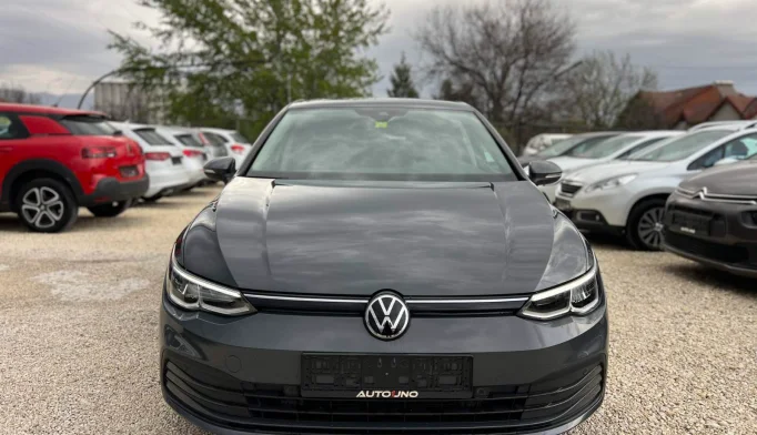 Volkswagen Golf  - 2020