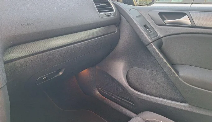 Volkswagen Golf  - 2011