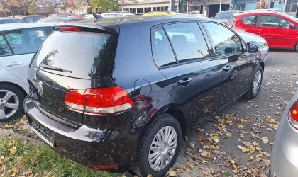 Volkswagen Golf  - 2011