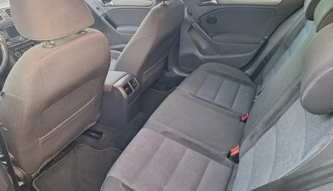 Volkswagen Golf  - 2011