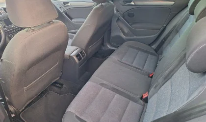 Volkswagen Golf  - 2011