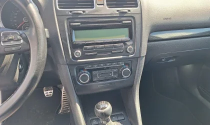 Volkswagen Golf  - 2009