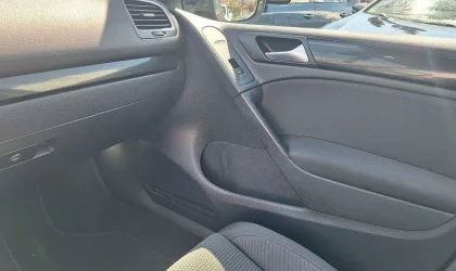 Volkswagen Golf  - 2009