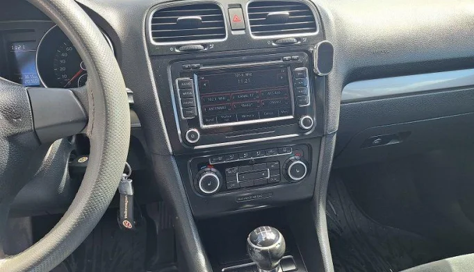Volkswagen Golf  - 2009