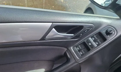 Volkswagen Golf  - 2009