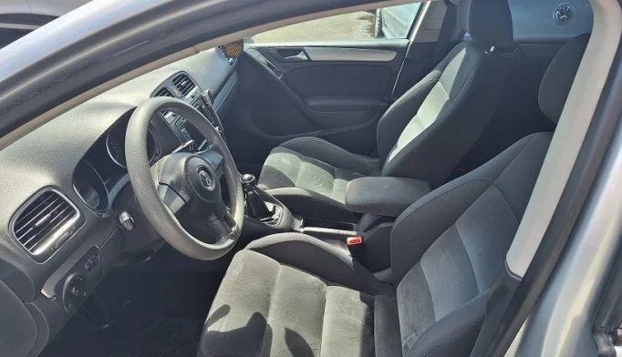 Volkswagen Golf  - 2009