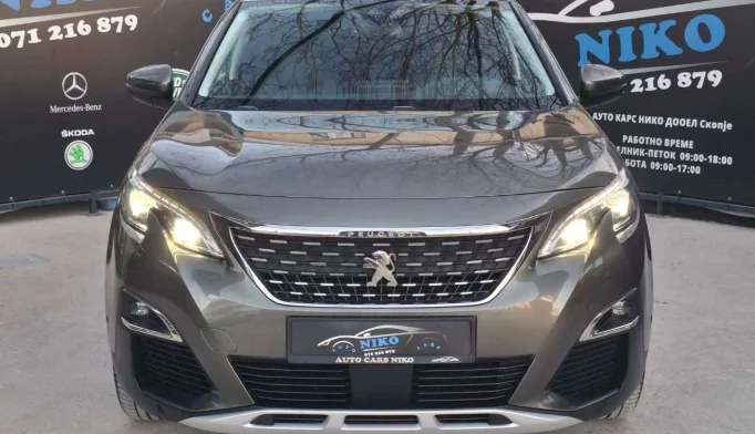 Peugeot 3008  - 2019