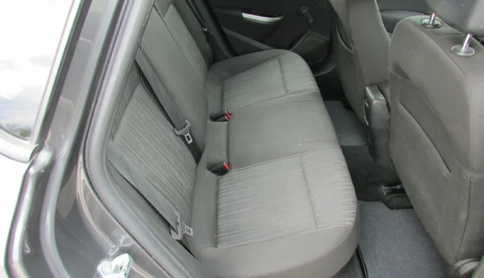 Opel Astra  - 2012