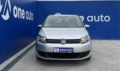 Volkswagen Touran  - 2010